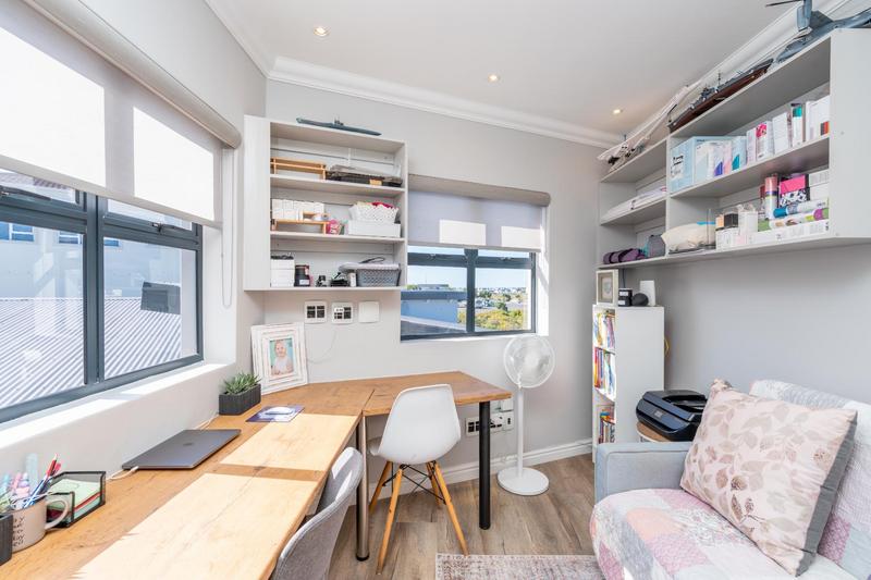 4 Bedroom Property for Sale in Calypso Beach Western Cape
